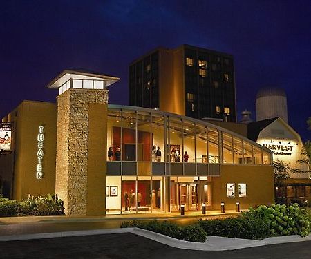 Pheasant Run Resort Сейнт Чарлз Екстериор снимка