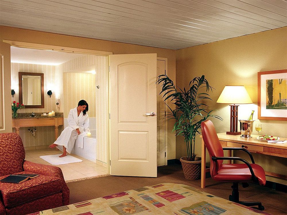 Pheasant Run Resort Сейнт Чарлз Екстериор снимка
