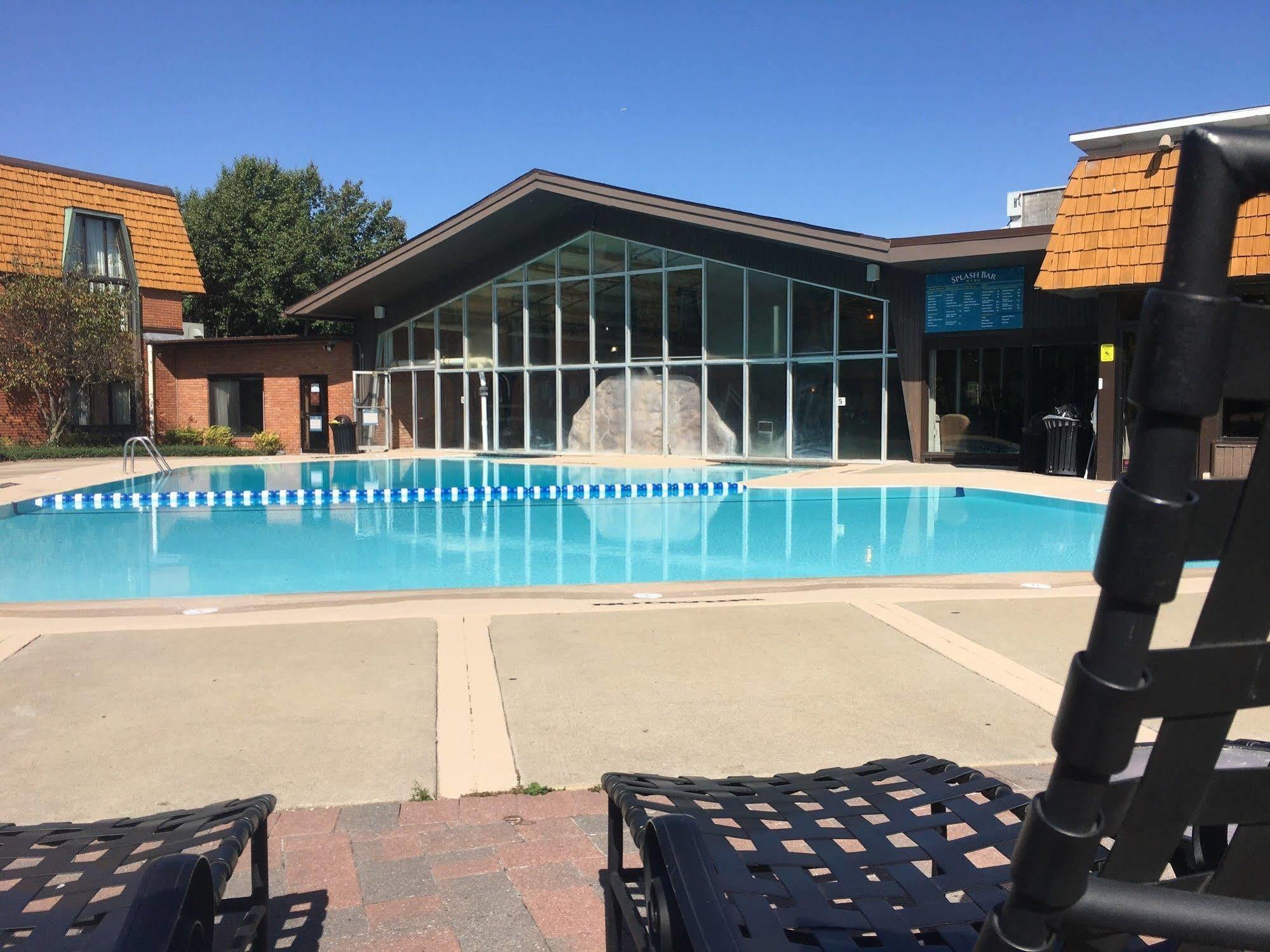Pheasant Run Resort Сейнт Чарлз Екстериор снимка